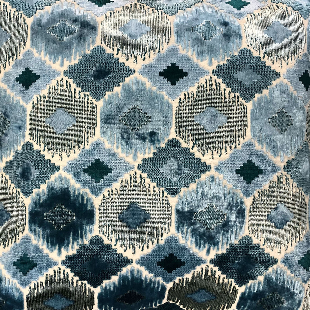 Gretty Fabric | Geometric Cut Velvet