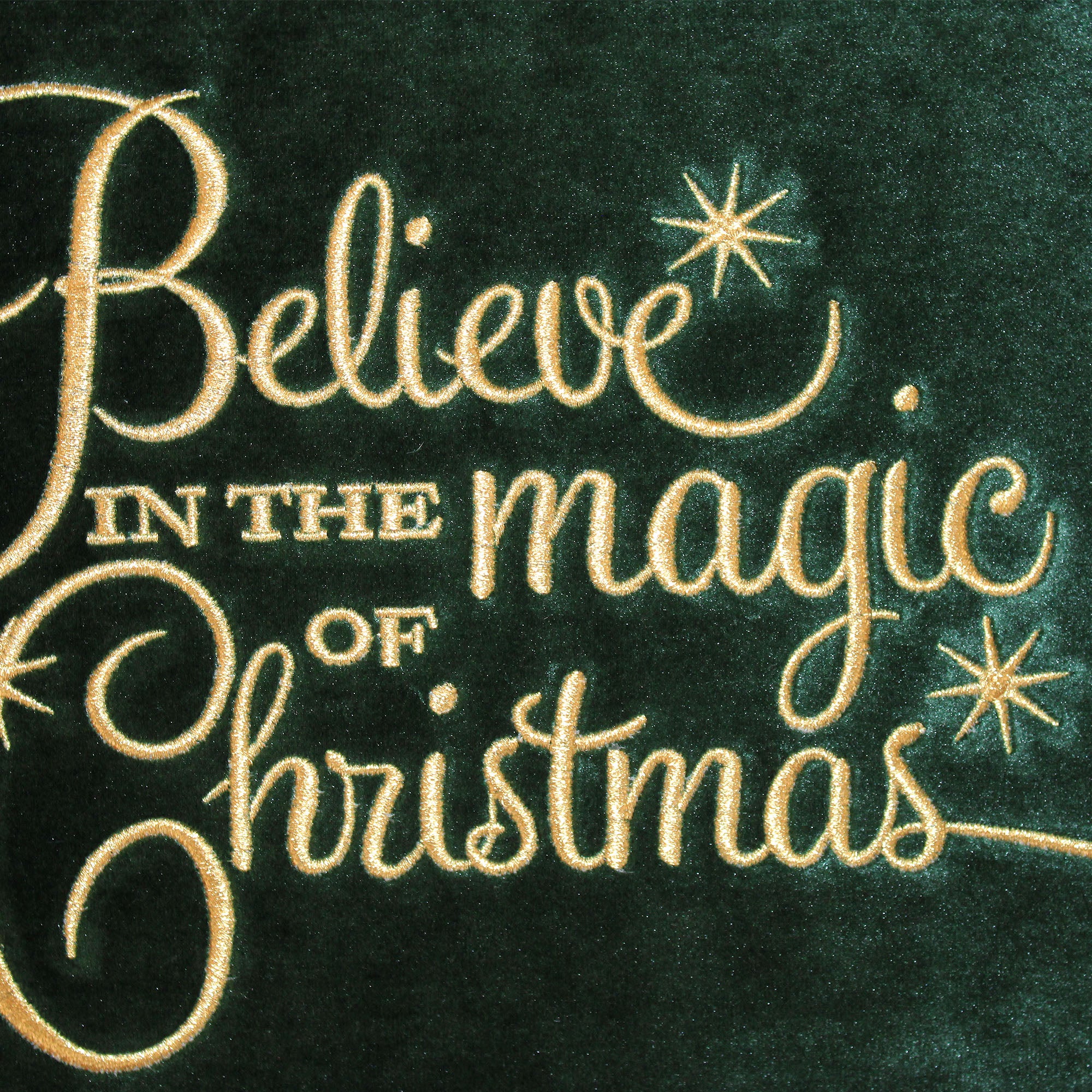 "Believe in the Magic of Christmas" Ice Embroidery Pillows | Size 14X20